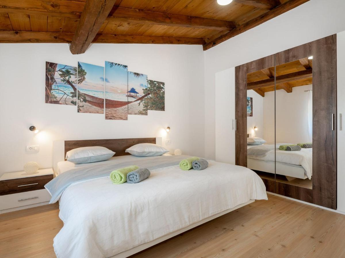 Tranquil Holiday Home In Labin With Private Swimming Pool Exteriér fotografie